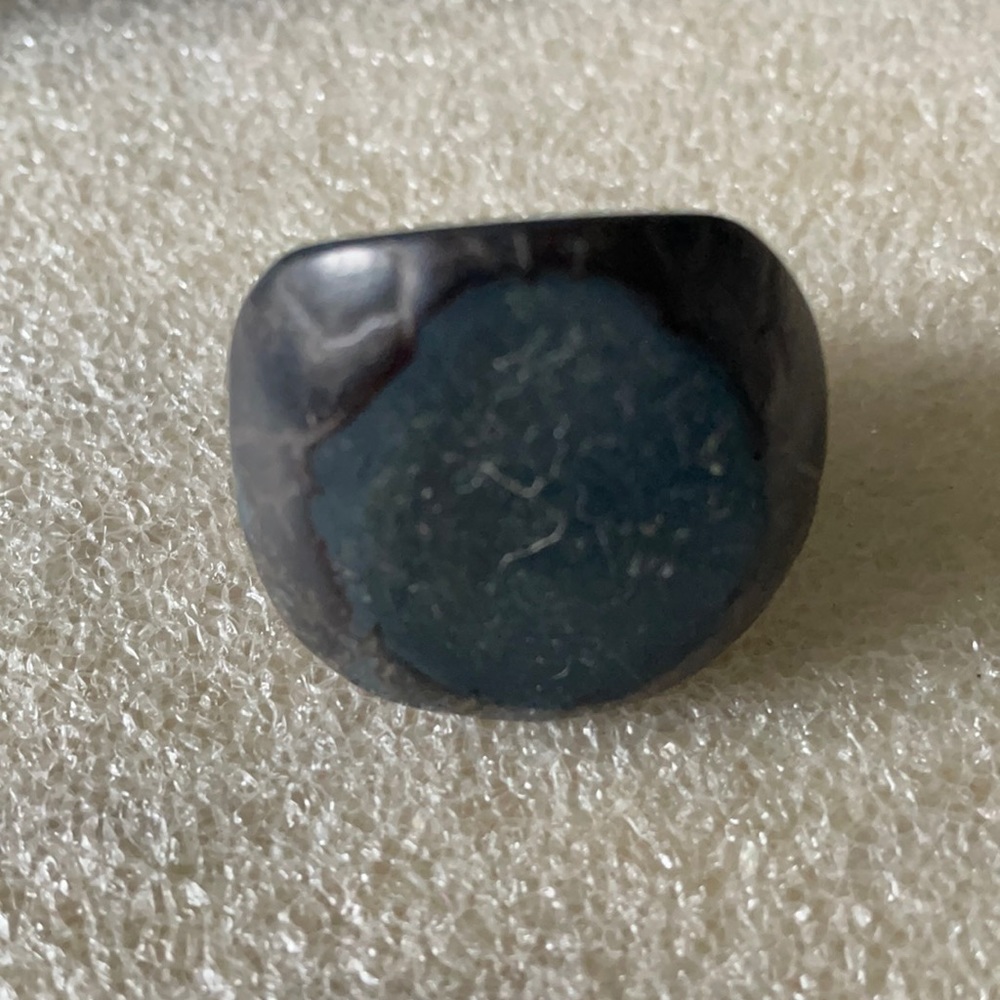 Vintage Bakelite ring
